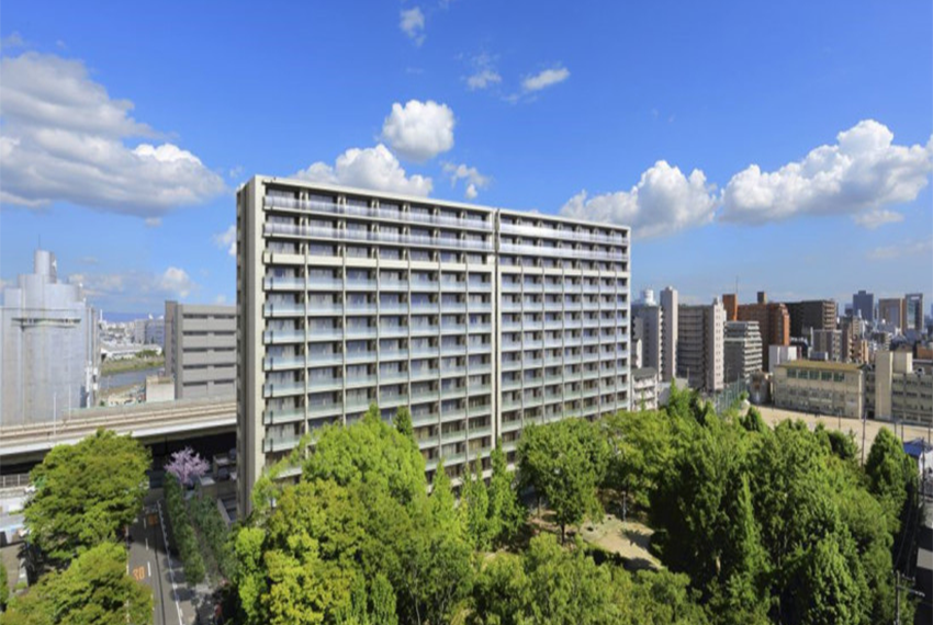 The Residence Higashi Mikuni Facade